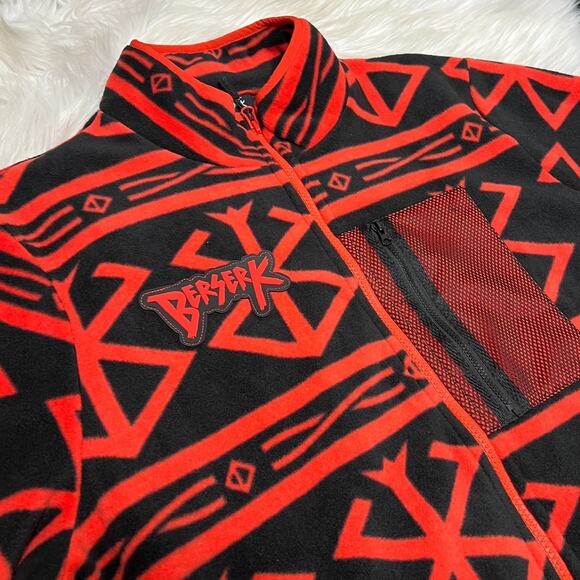 ATSUKO X BERSERK BRAND OF SACRIFICE FLEECE JACKET SIZE MEDIUM GUTS - Picture 2 of 4